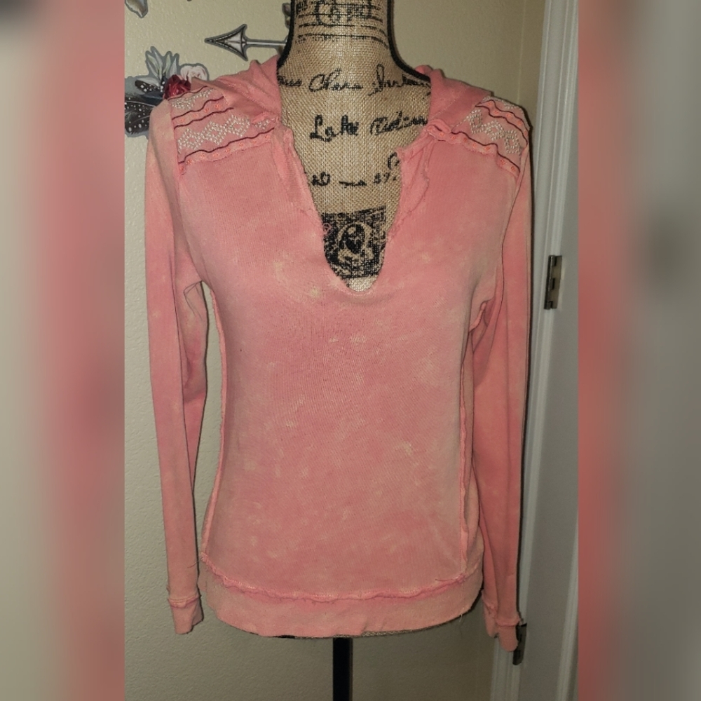 Contempo Casuals v neck hoodie shirt S